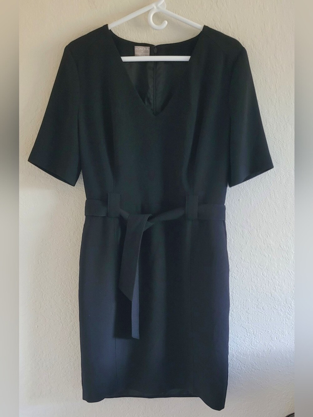 Agnona Black Wool Belted Sheath Dress. Eur 48 / US 10 Perfect LBD.